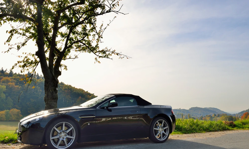 5 James Bond-Era Aston Martins We Want in Our Garage Right Now